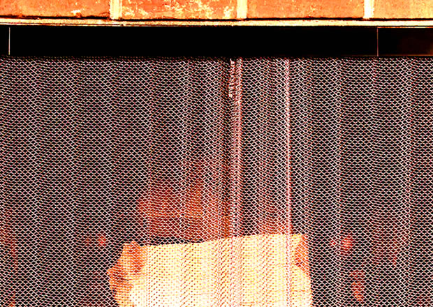 Fireplace screen mesh