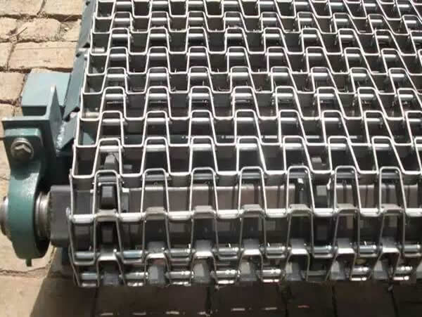 U-link conveyor belt